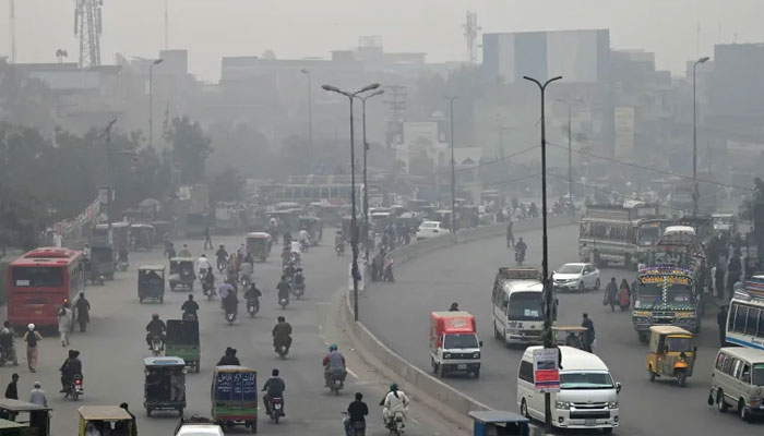 3 thousand 222 new cases of various diseases reported from smog File photo