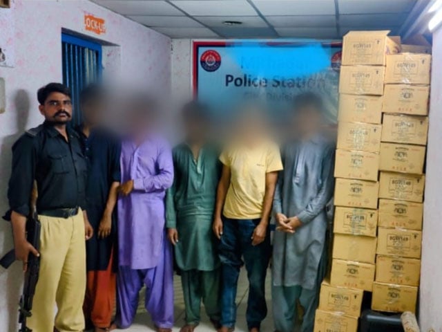 Raid on fake medicine factory in Karachi, 5 suspects arrested