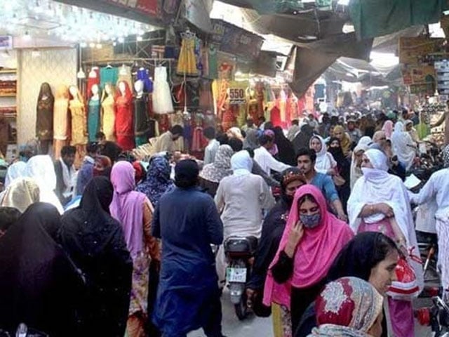 Lahore;  Refusal of traders to close shops 4 days a week