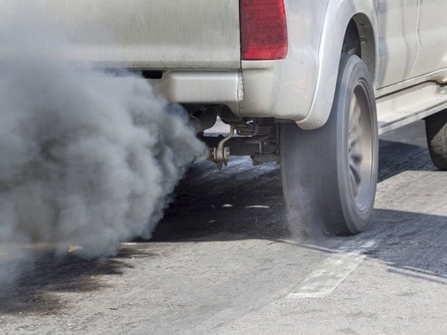 Lahore;  5137 smoke emitting vehicles closed, 12765 challans