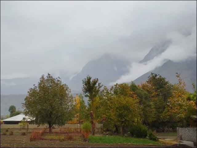 Pakhtunkhwa;  The weather turned cold with rain in the upper regions and snowfall in the mountains