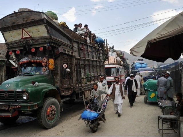 Evacuation of illegal immigrants from Punjab is slow IG Punjab directed to speed up evacuation of illegal immigrants: Photo: File