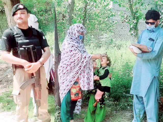 North Waziristan: Atmanzai Jirga announced joint polio campaign with Pakistan Army, Government Photo: Express News