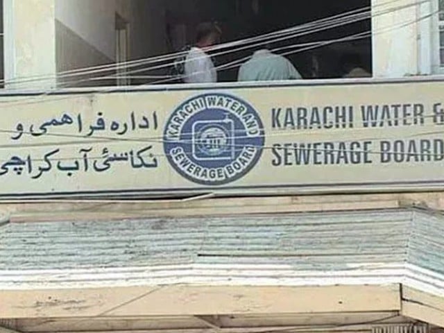 Water Board officers are involved in water theft in Karachi, admits MD