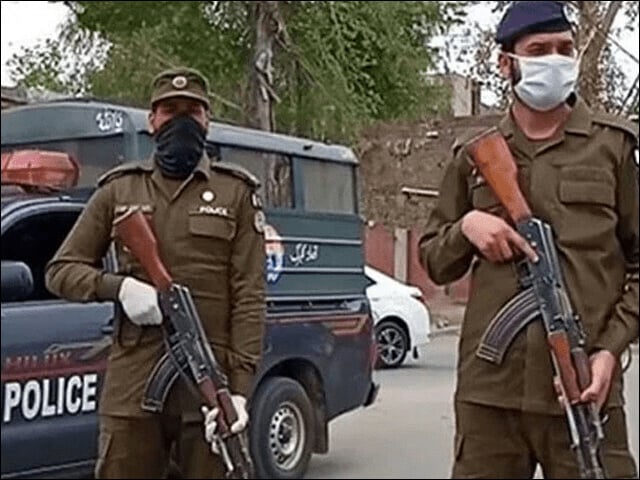 6 robbers who broke into a house in Lahore were killed by police firing