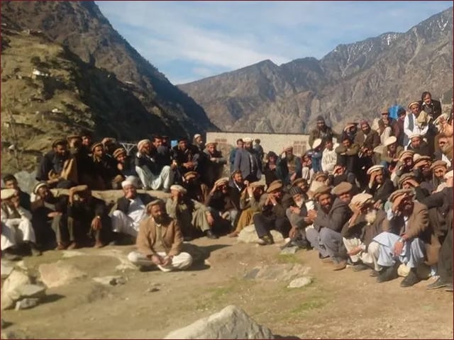 Killing of a girl on the order of Jirga in Kohistan, Chief Minister's order to arrest the accused