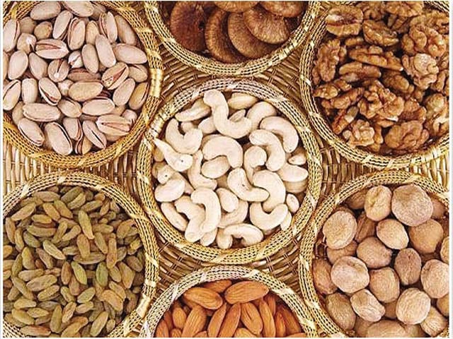 Benefits of Dry Fruits