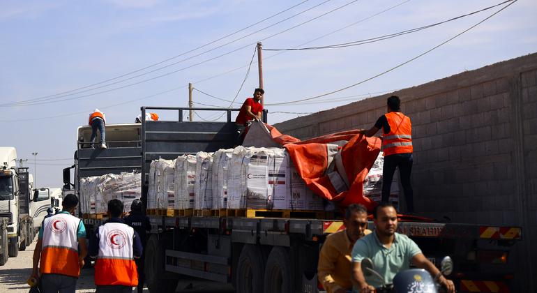 Israel-Palestine crisis: UN welcomes first medical evacuations from Gaza