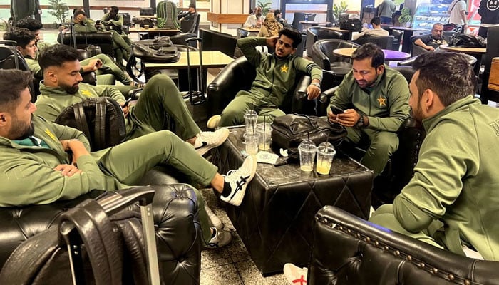 Pakistan team leaves for Australia tour