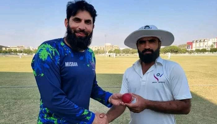 10 wickets on first-class debut for leg-spinner Arif Yaqub