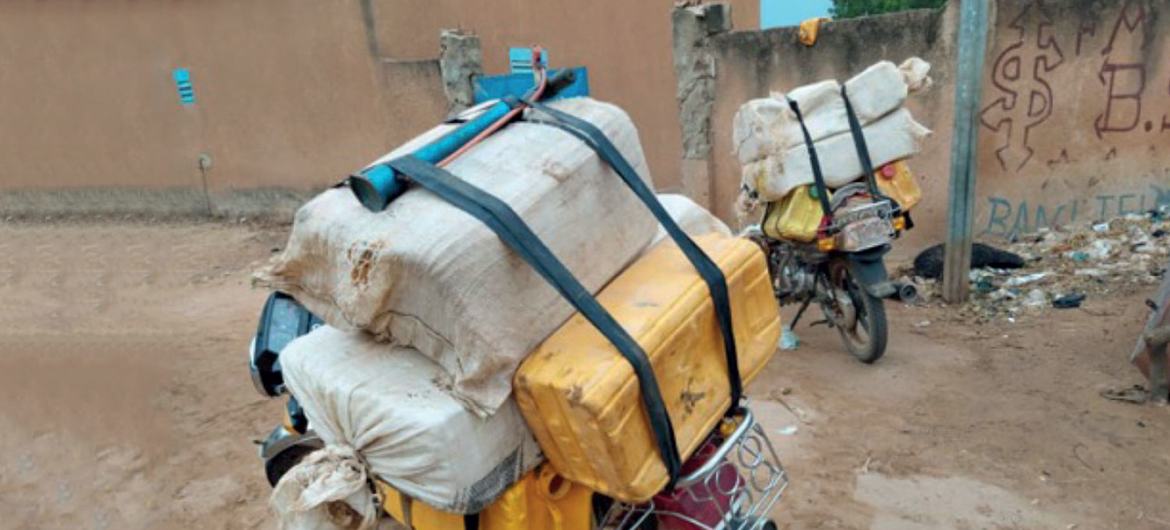 Motorbikes transporting smuggled fuel in Dosso, Niger, close to the Nigerian border.