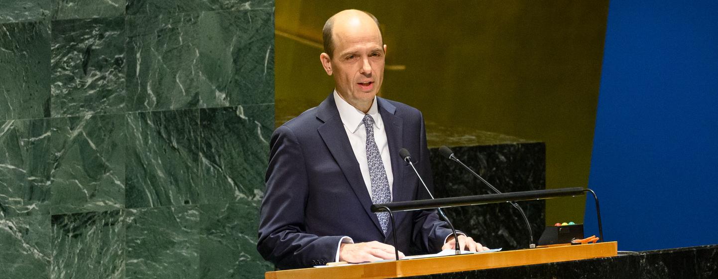 Ambassador Alexander Marschik of Austria addresses the resumed 10th Emergency Special Session meeting on the situation in the Occupied Palestinian Territory. Ambassador Alexander Marschik of Austria addresses the resumed 10th Emergency Special Session meeting on the situation in the Occupied Palestinian Territory.