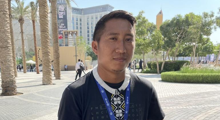 Reudji Kaiabi belongs to an indigenous community in Brazil. He is a member of a delegation from a Brazilian youth organization, ‘Engajamundo’, attending the COP28 conference in Dubai, UAE. 