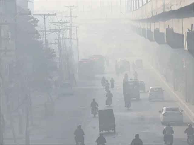 After the artificial rain in Lahore, the air pollution increased further