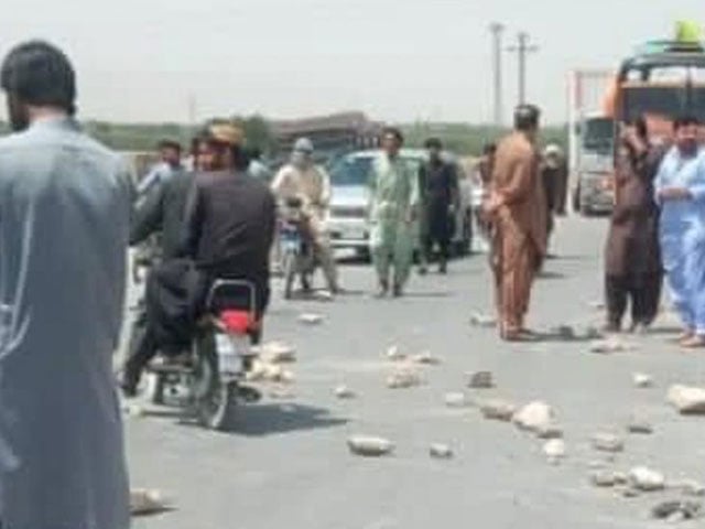 Strike in Panjgur against violence against Baloch protesters in Islamabad, dharna on national highway