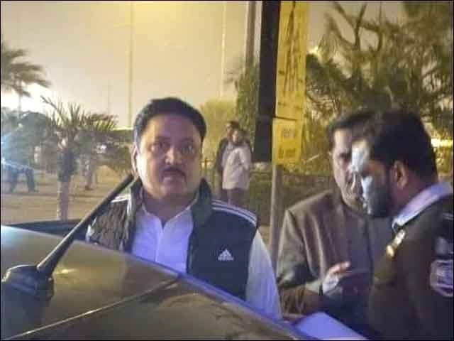 Former PTI MPA Naeem Ibrahim arrested from airport Former Member of Provincial Assembly Chaudhry Naeem Ibrahim was arrested by FIA at Multan Airport