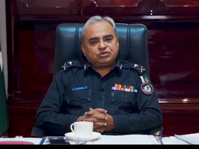 On the arrival of the new year, the firing and rioters will be charged with murder, Karachi Police Chief