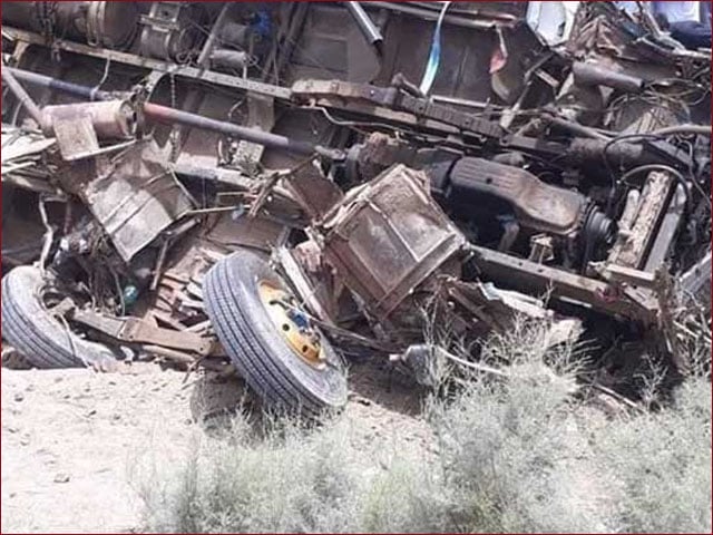 A passenger car fell into a ditch in Deerbala, 5 people were killed and 4 seriously injured