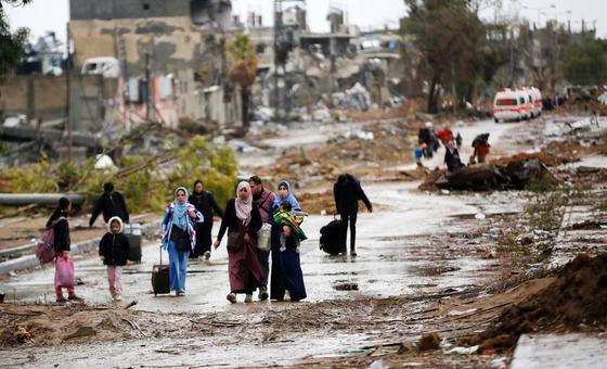 Gaza: Aid access to north now entirely blocked amid escalating bombing raids in south