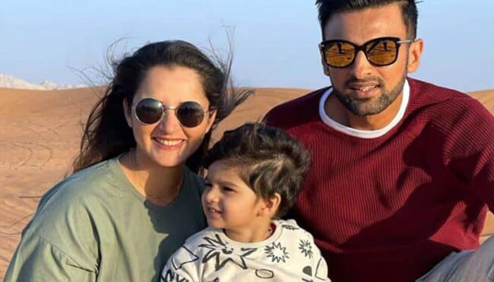 Shoaib Malik and Sania Mirza together for the sake of son