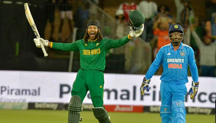 South Africa beat India by 8 wickets in the second ODI