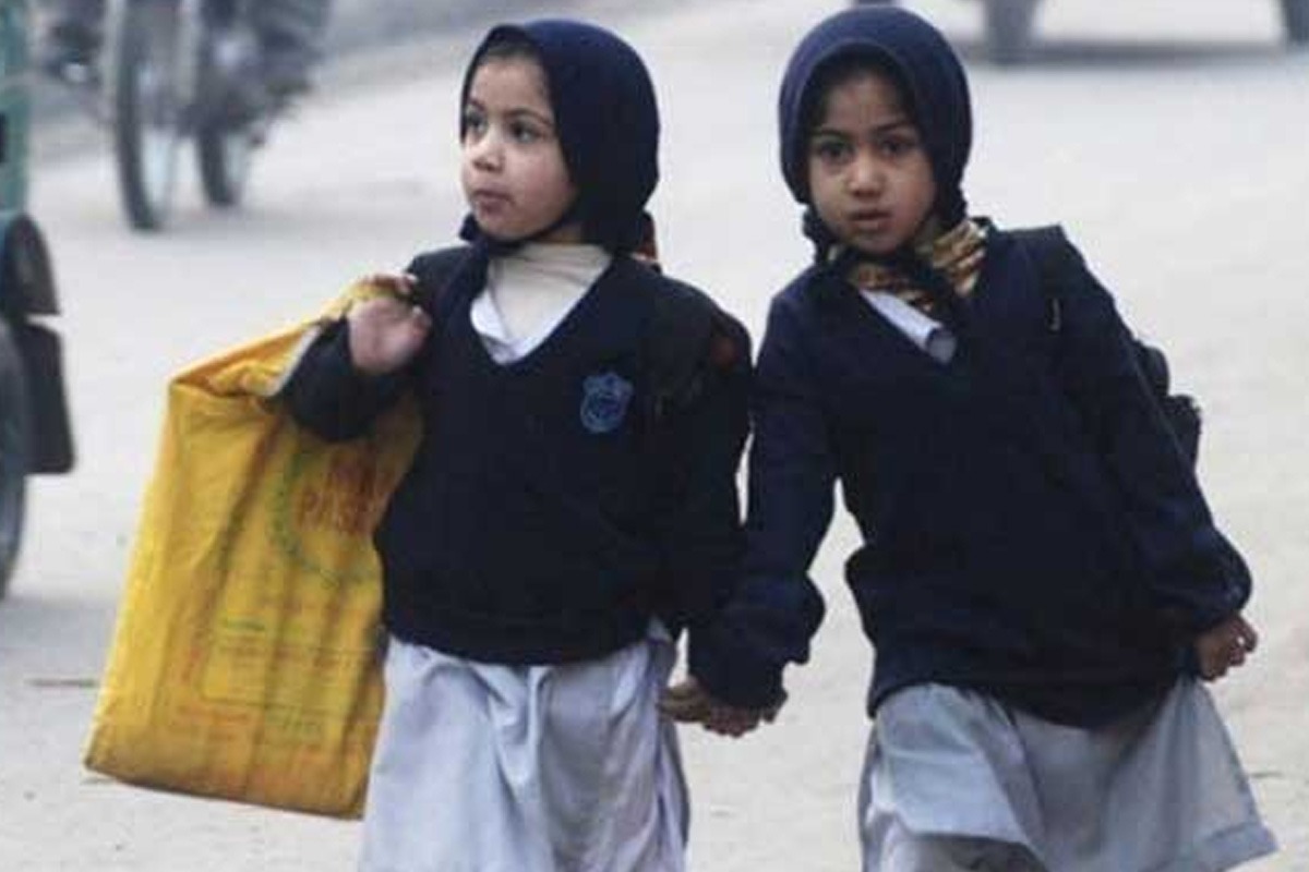 First such long vacation;  Announcement of long vacations for winter in educational institutions