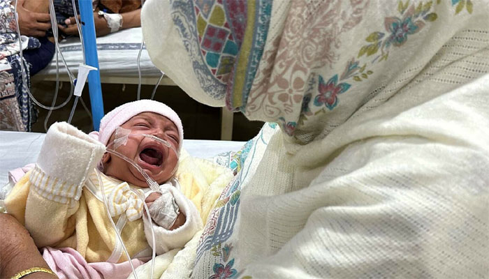 979 more children suffering from pneumonia in Punjab today, 14 died, Health Department File photo.