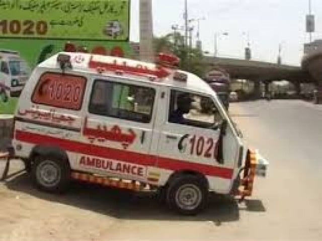 Karachi: 4 people, including a woman, were killed and several others injured in various traffic accidents