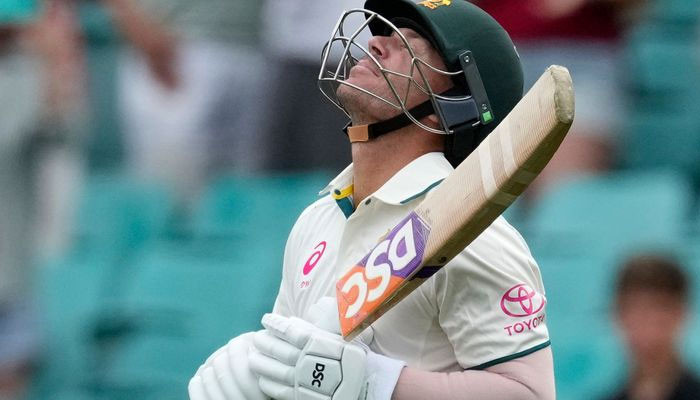 First innings of the Sydney Test, Australia batting continues