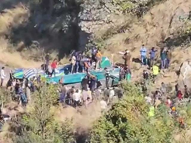 10 passengers were killed when the bus fell into a ditch in Haripur