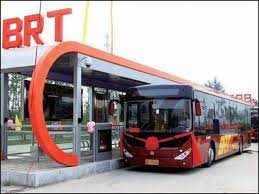 Peshawar: Woman arrested while stealing in BRT