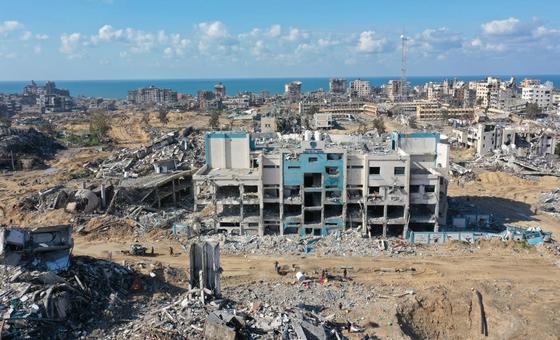 Gaza ‘buffer zone’ possible war crime: UN human rights chief