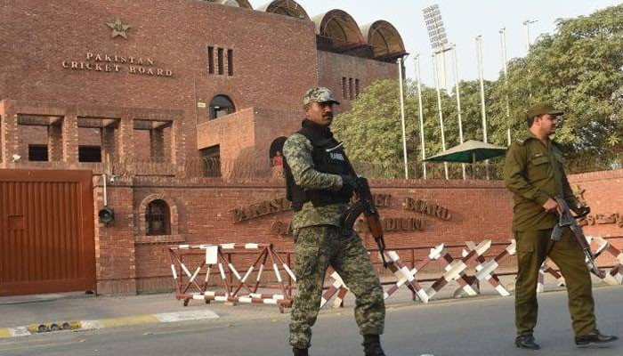 Security and traffic arrangements of Punjab Police for PSL 9 complete