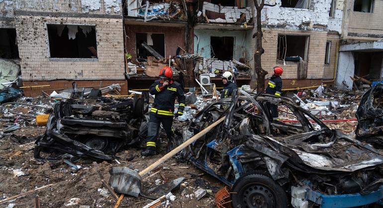 World News in Brief: UN official condemns attacks in Ukraine, DR Congo faces fresh fighting and devastating floods