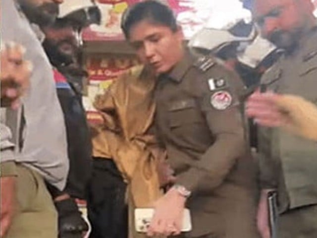 A case has been filed against those who harassed a woman on the charge of insult in Lahore According to the police, the FIR has been sealed—File: Photo