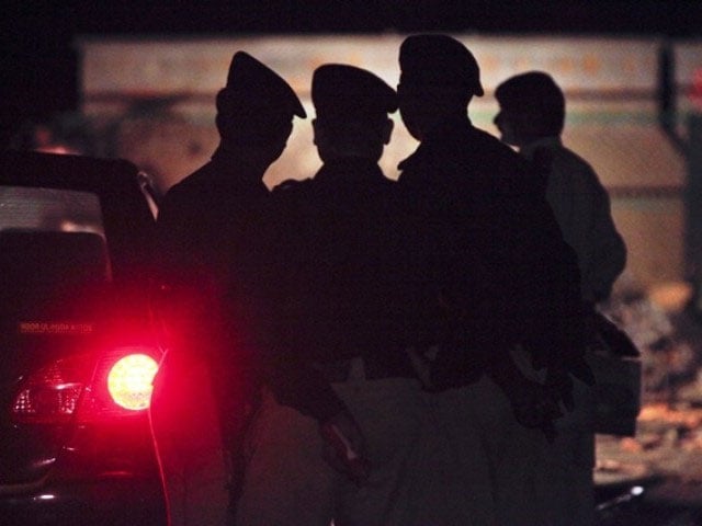 Karachi Police arrested 10 robbers after alleged encounters