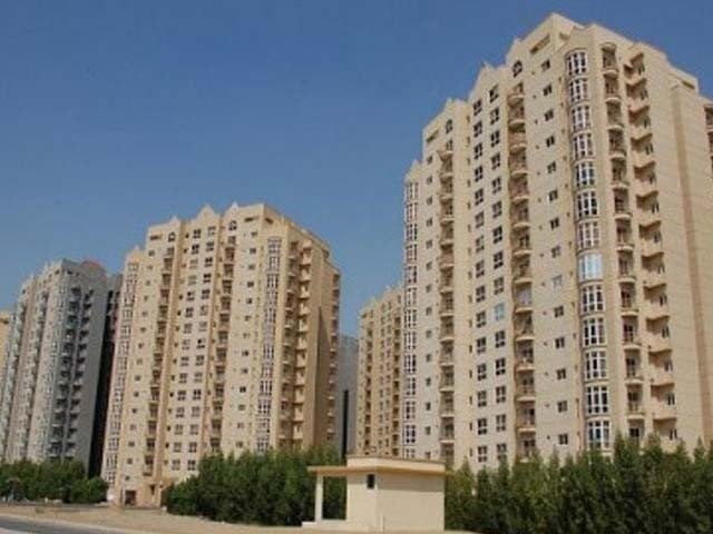 Karachi, revelation of handing over government land worth billions to land mafia and builders The investigation team was able to determine the forgery on 5500 acres of land in Manghopir alone. Photo: File