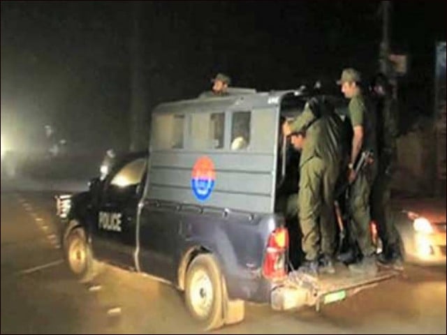 Alleged police encounter near Raiwind Adda plot, two robbers killed