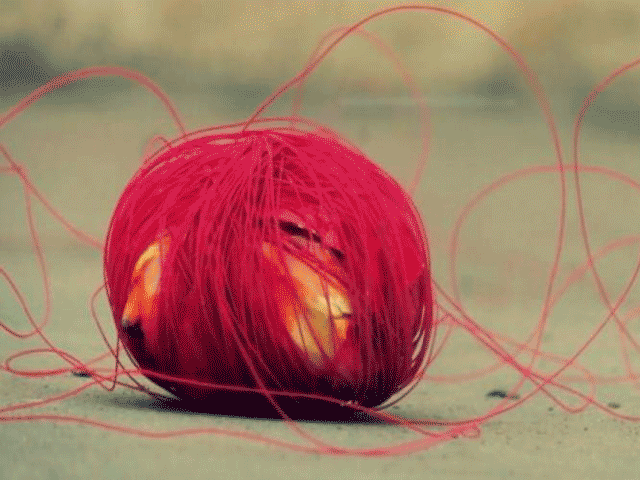 Karachi: One person was injured after a kite string wrapped around his neck