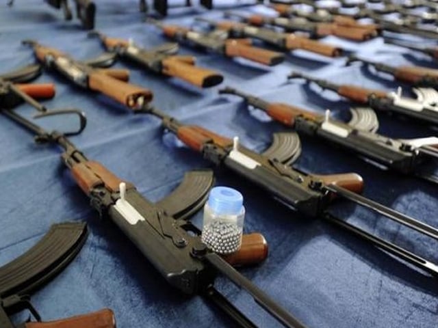 Disclosure of license issuance of smuggled weapons in Sindh