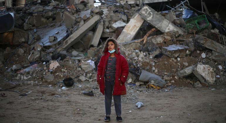 Gaza: ‘The population is literally besieged’, UNRWA Deputy chief