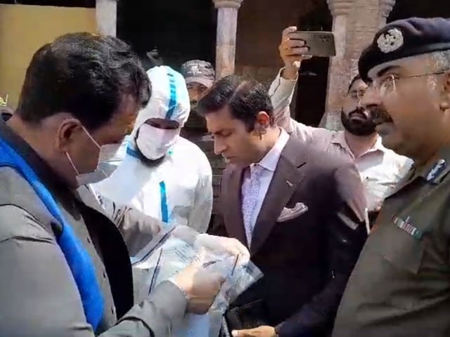 Judges of Supreme Court and Lahore High Court also received threatening letters These letters have been sent to senior most judges Justice Shujaat Ali Khan, Justice Shahid Bilal Hasan and Justice Alia Neelam.