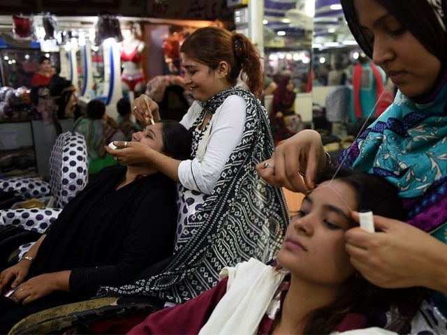 Decision to impose fixed tax on beauty parlors and marriage halls in Khyber Pakhtunkhwa Photo: AFP