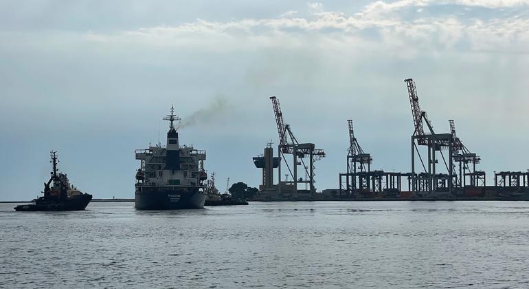 Ukraine: Guterres welcomes departure of first grain ship, to help ease food crisis