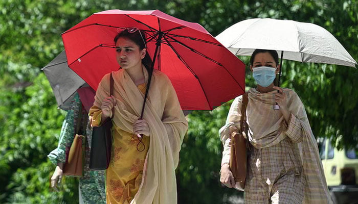 Severe heat wave likely in most parts of the country from today: Meteorological Department