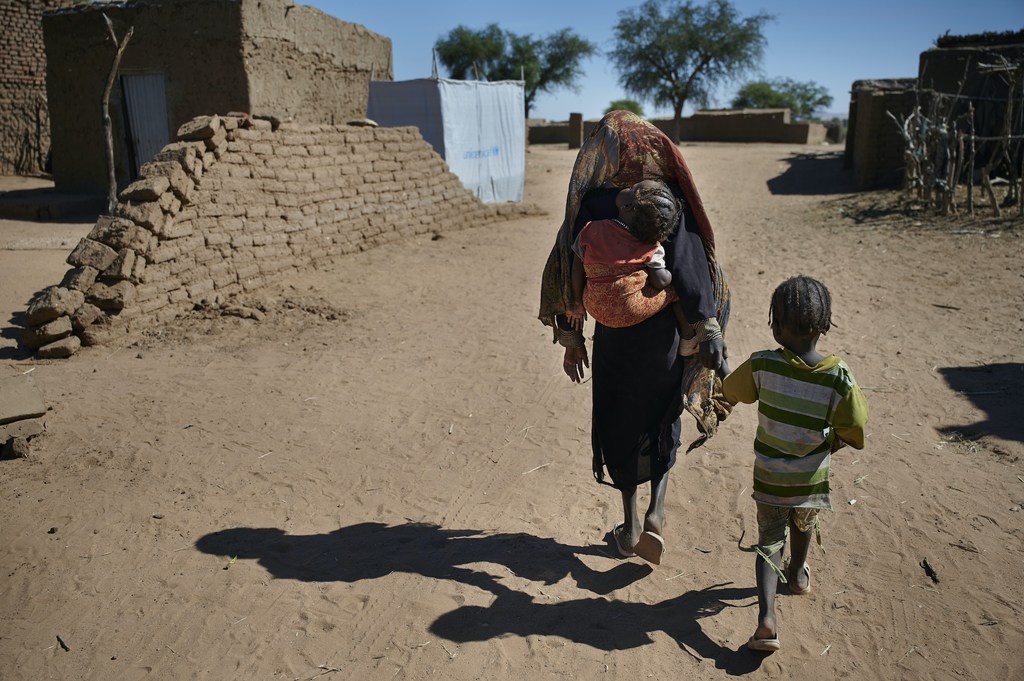 Children walking to their shelter at a camp for internally displaced persons near El Fasher, the capital of North Darfur, Sudan. (file)