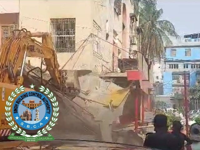 Karachi: Order to take action against those doing illegal constructions Details of illegal constructions should be submitted to higher authorities, DGSBCA. Photo file
