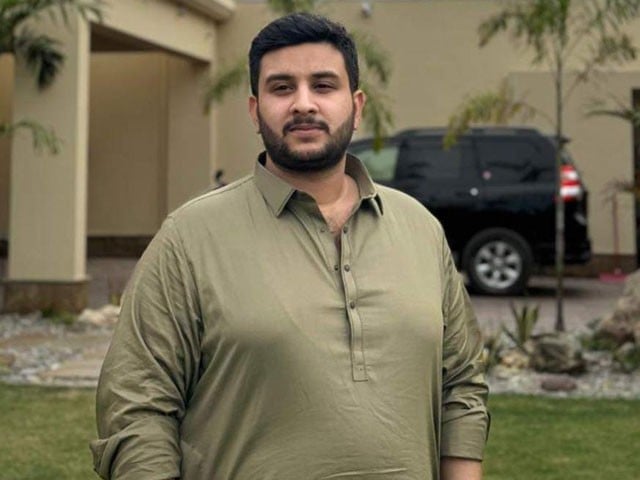 A young man killed a robber in Karachi, he himself also died in the exchange of fire Nihal was the only child of his parents