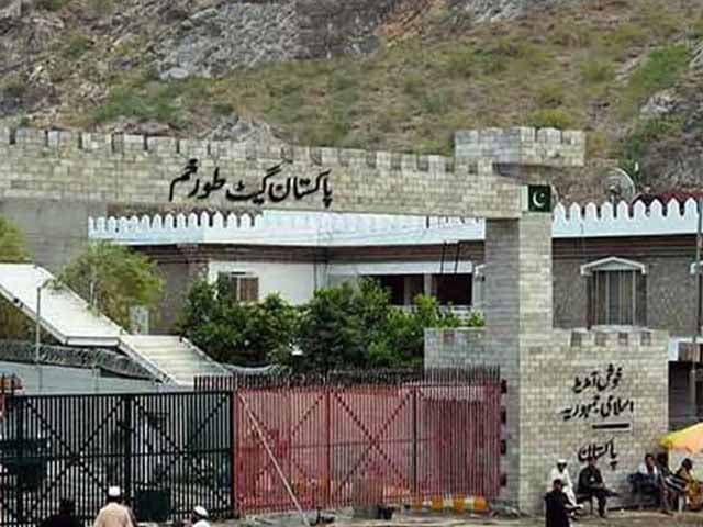 Torkham border crossing restored for pedestrian traffic