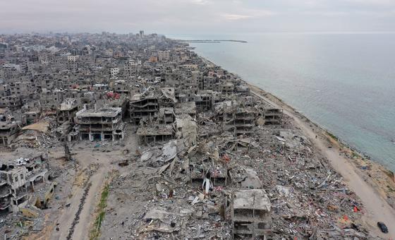 Independent Commission reports war crimes by both sides in Gaza war